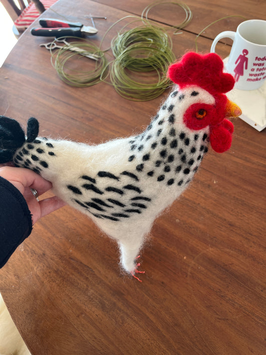 Felt a medium chicken kit