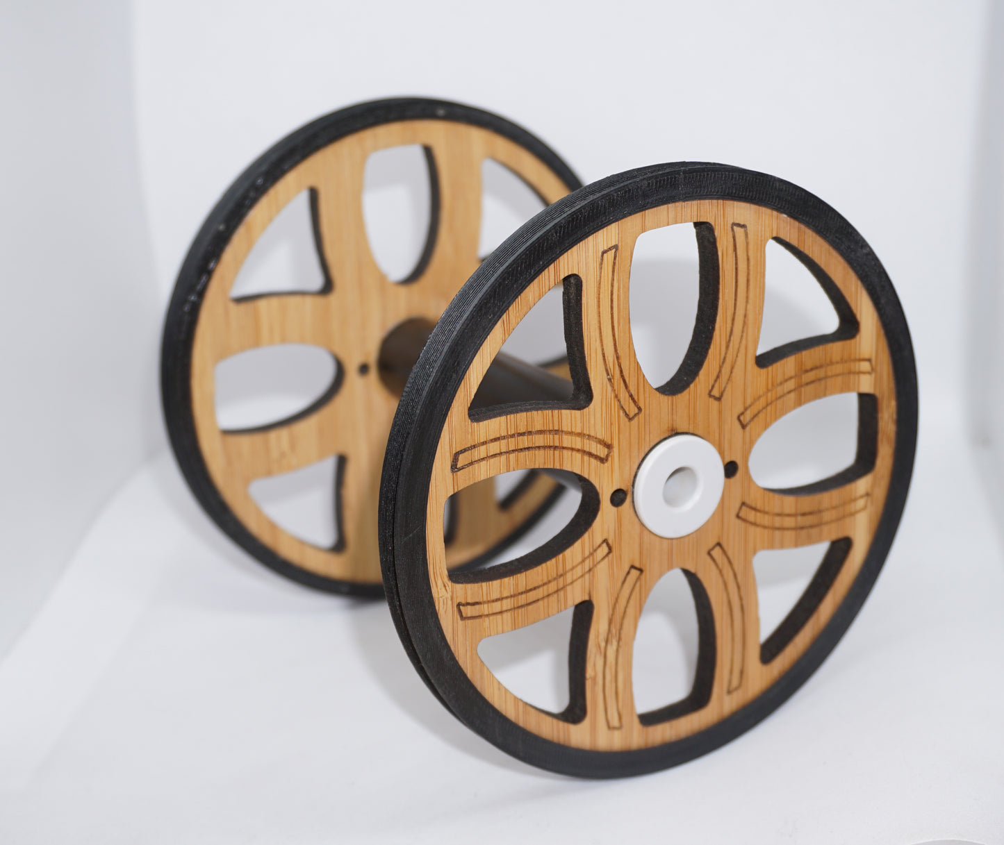 Jumbo Aura Wooden Bobbin